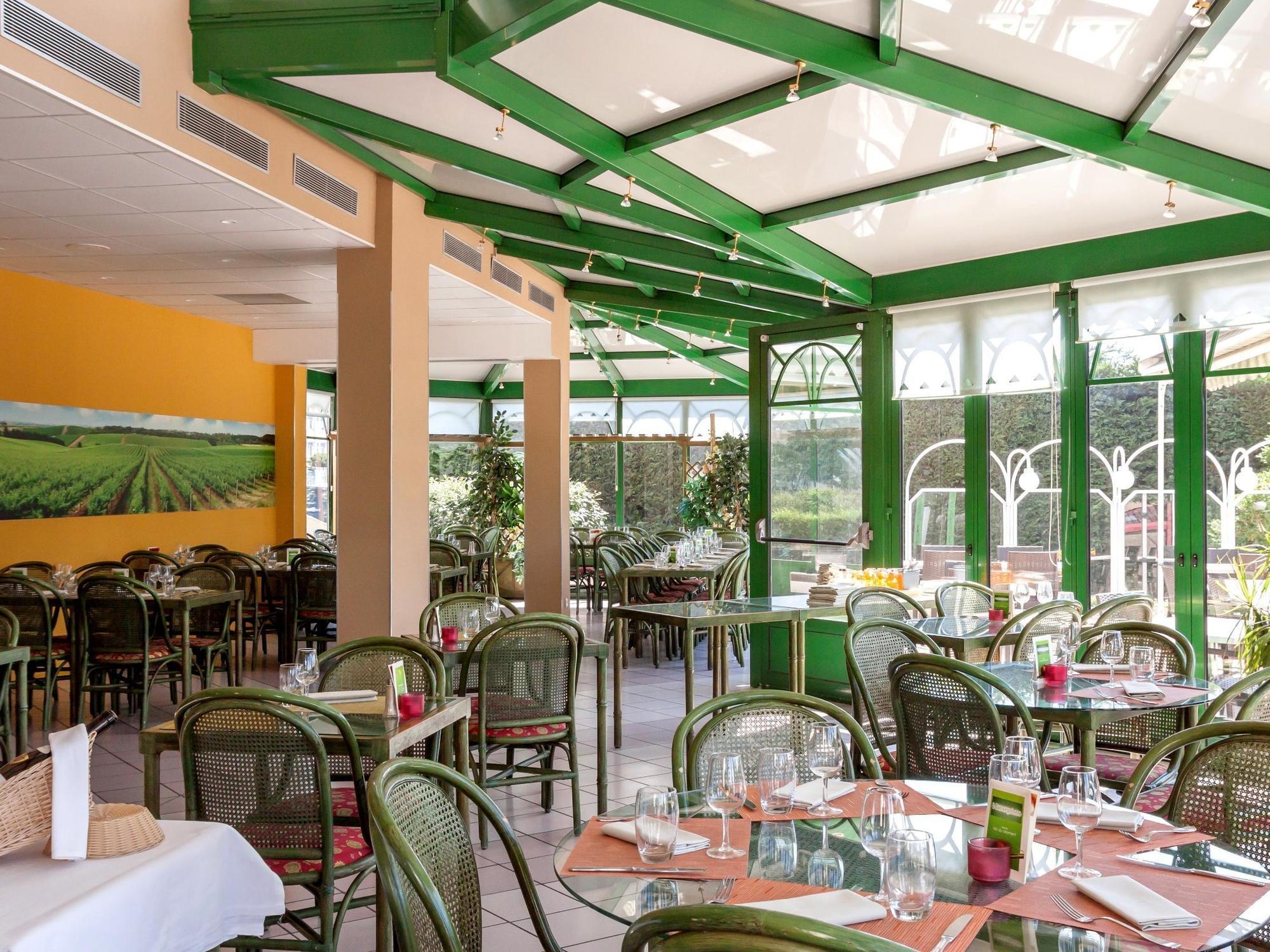 LOGIS Hotel l'Escargotière Dijon Sud - Chenôve Exterior foto